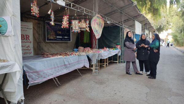 جشنواره مغ مهرگان جشن خرما و فرهنگ در حاجی‌آباد