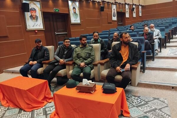 کارگاه سواد رسانه‌ای با موضوع زیست دیجیتال نوجوان امروز 