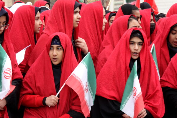 جشن یزدی‌ها در چهل‌ و ششمین فجر انقلاب