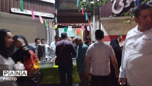 تلفیق شور نبوی و عهد صادقانه؛ میزبانی طلاب حوزه علمیه گلشن از دلدادگان اهل‌بیت (ع)