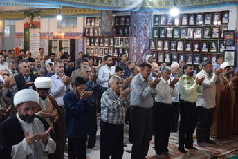 طنین وحدت و بصیرت در نماز جمعه فارسان
