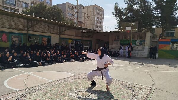 المپیاد ورزشی درون مدرسه ای در دبیرستان پیرایش یک