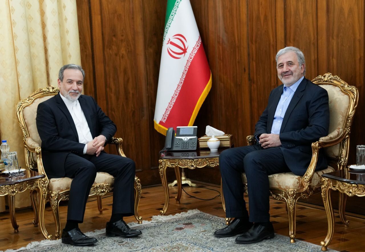 دیدار سفیر ایران در عربستان سعودی با عراقچی