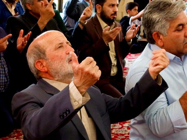 یک سال از نبود شهید جمهور میگذرد