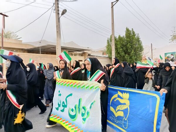 همایش پیاده‌‌‌روی رهروان زینبی