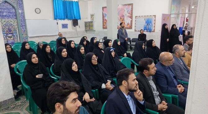 تجلیل از معلمان ابتدایی جهادی ناحیه ۳ قم