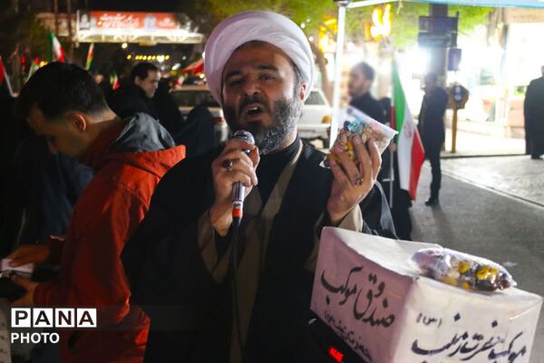 حضور دهه نودی‌ها در اجتماعات شبانه قم
