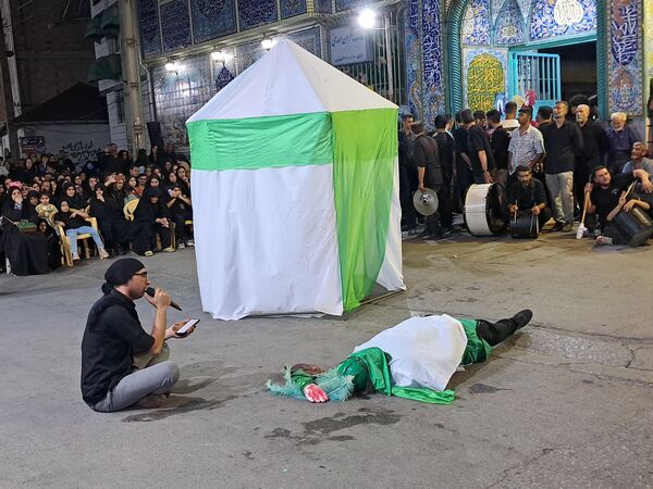 آیین خیمه سوزان در مسجد ابوالفضل قائمشهر