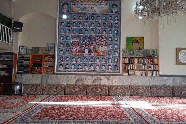غبارروبی مساجد و استقبال از ماه پر برکت رمضان در شهر بار
