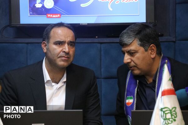 حضور نمایندگان خراسان رضوی در اختتامیه دوازدهمین دوره مجلس دانش آموزی