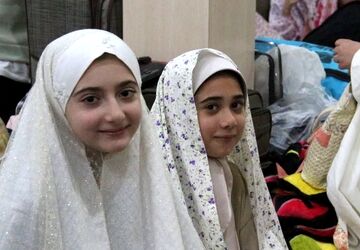 آغاز مراسم معنوی اعتکاف در مسجد الزهرا(س) قیامدشت با حضور مبلغین