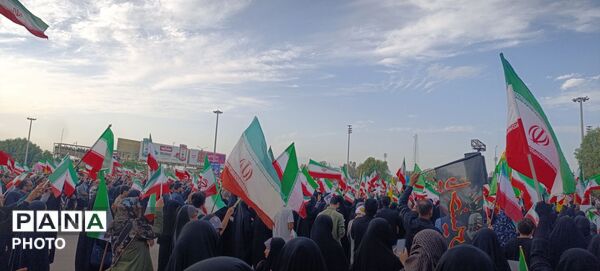 خروش حماسی مردم انقلابی بندرعباس در تجدید میثاق با رهبر جدید انقلاب اسلامی