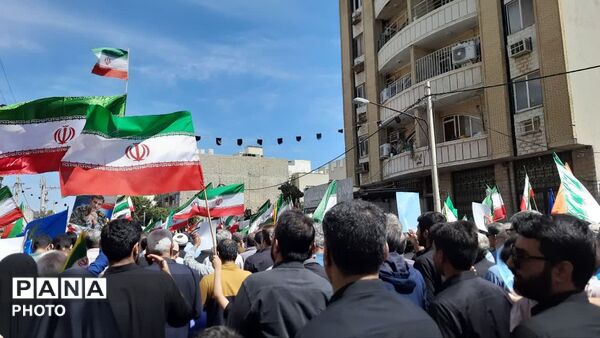 مردم کرج کاروان خونخواهی امام شهید را برپاکردند