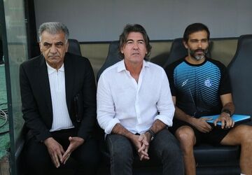 ساپینتو: موقعیت‌های زیادی را از دست دادیم/ نتیجه لازم را کسب کردیم