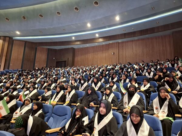 تحلیف فرماندهان بسیج دانش‌آموزی خراسان رضوی