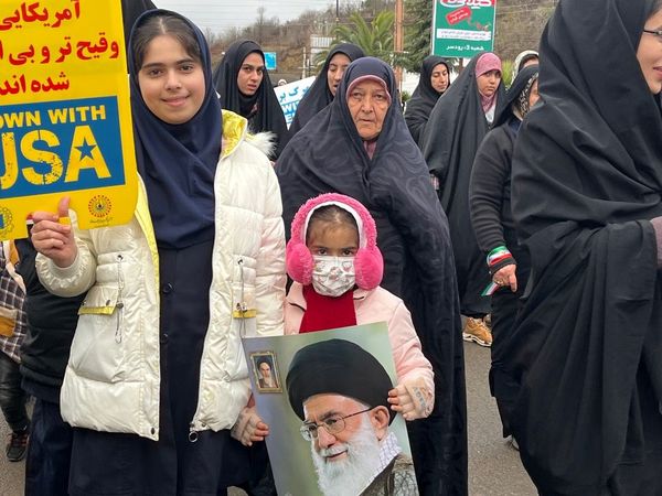 راهپیمایی 22 بهمن در اطاقور 