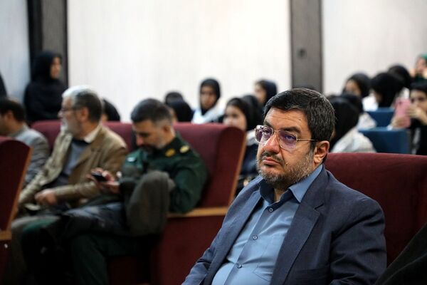 اعزام دانش‌آموزان منطقه کهریزک به اردوی راهیان نور