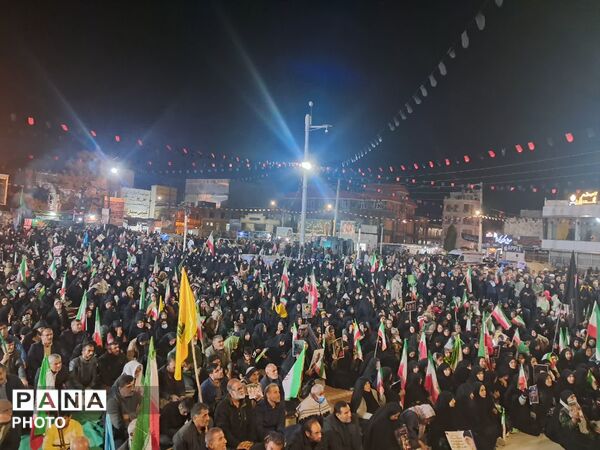 تجمع برای حمایت از رزمندگان کشور در شهر دهدشت 