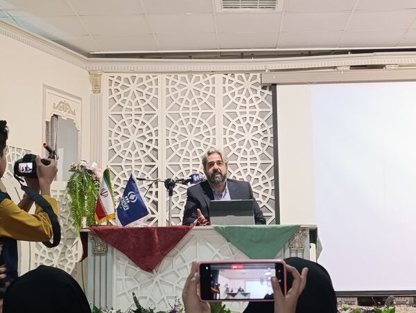 کارگاه خبرنگاری موبایلی با  مدیر عامل خبرگزاری پانا در مشهد 