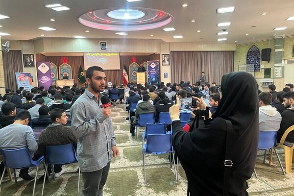 گرامیداشت هفته پژوهش در ناحیه 2 شهرری 