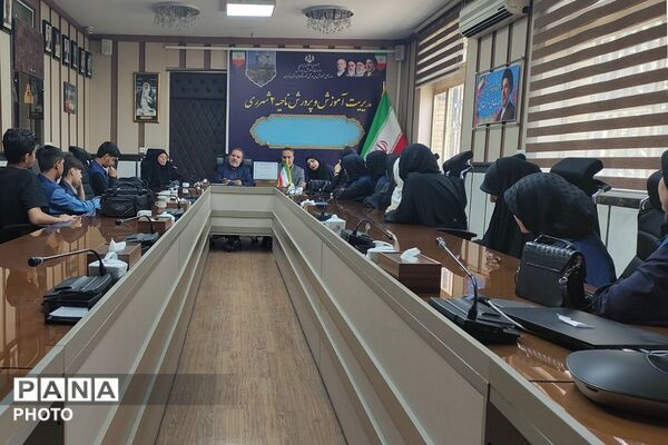جلسه هماهنگی خبرنگاران پانا ناحیه دو شهرری جهت پوشش خبری مراسم وداع و تشیع رهبر شهید انقلاب