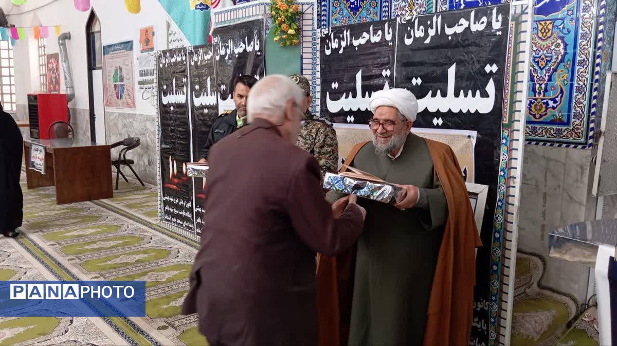 تقدیر از پیشکسوتان ستاد نماز جمعه سملقان