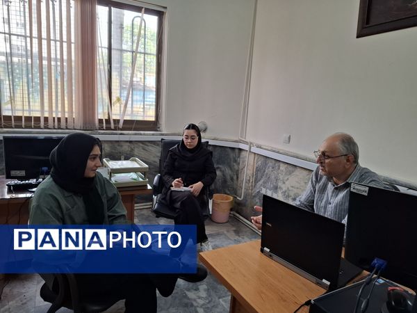 موفقیت دانش‌آموزان ناحیه ۲ در کنکور ‌۱۴۰۴ و انتخاب رشته در مرکز مشاوره رضوان