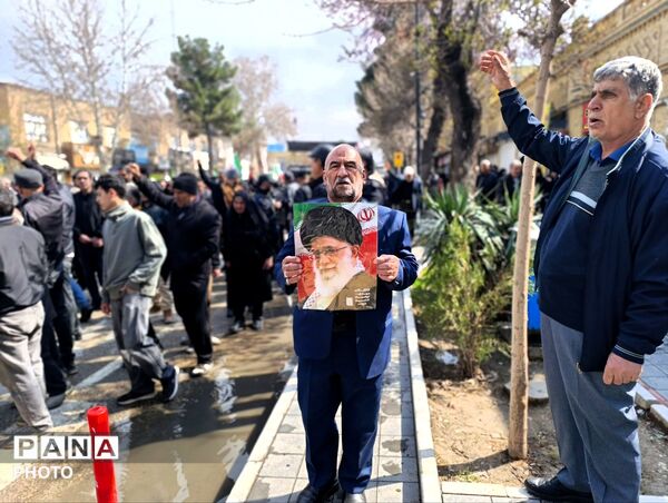 راهپیمایی خشم و نصر مردم نیشابور 