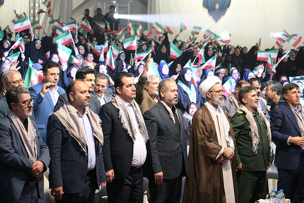 حضور معاون پرورشی و فرهنگی وزیر آموزش و پرورش در آیین اعزام دانش‌آموزان به راهیان نور
