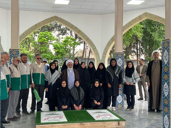 خادمین امام رضا(ع) با شهدا بیعت کردند 