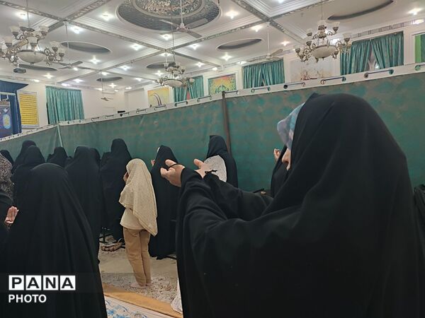 نماز جماعت و افطار در مسجد محمد رسول الله نیشابور 