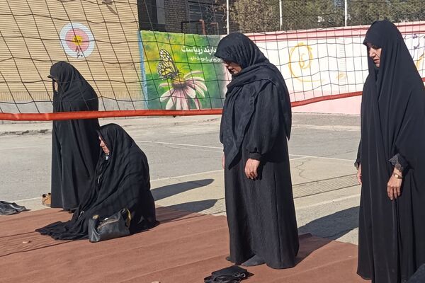 برپایی نمایشگاه "مادرم فاطمه" در دبیرستان مهر نیشابور