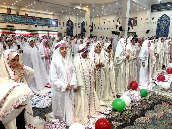 جشن تکلیف دختران شهرستان ساوجبلاغ 