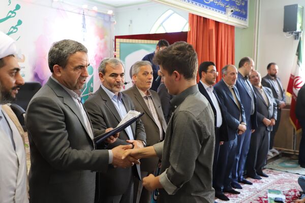 طنین زنگ نماز در مدارس آذربایجان‌شرقی