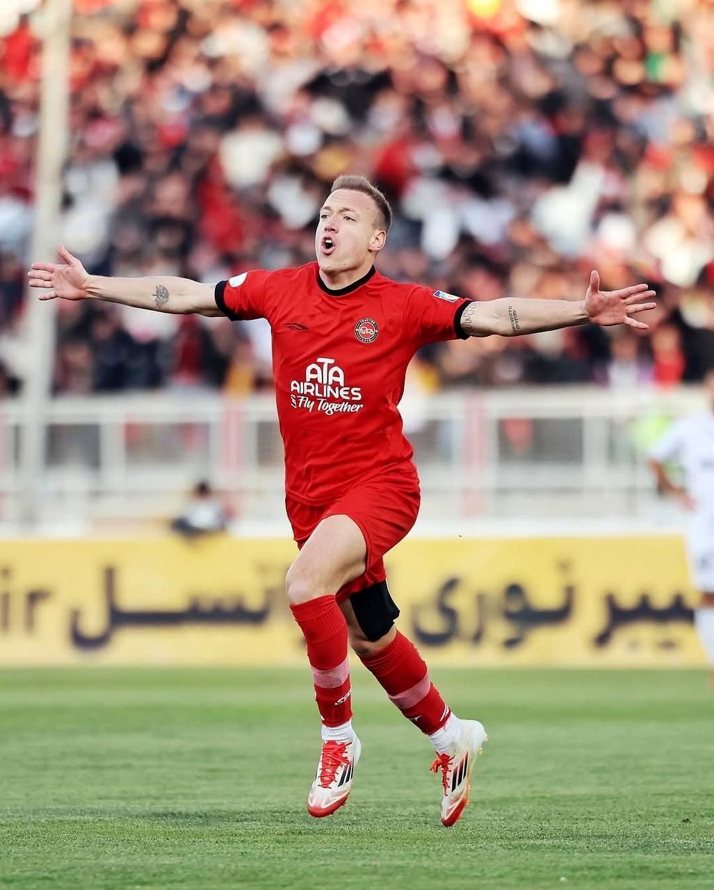 گام‌های استوار تراکتور در مسیر قهرمانی