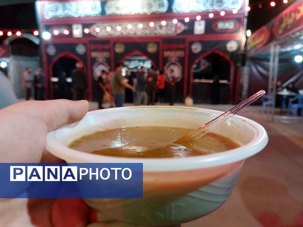 برپایی موکب پذیرایی آموزش و پرورش ناحیه 2 از زائران پیاده رضوی