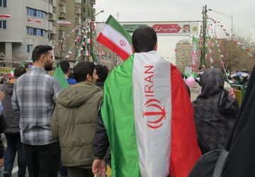 فریاد همدلی ایرانیان در سالروز پیروزی انقلاب