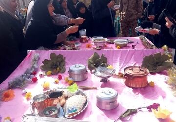 جشنی شاد و رنگین برای بانوان هنرمند شازند