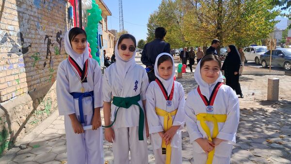 درخشش دختران فارسان بر قله مینی‌فوتبال کشور