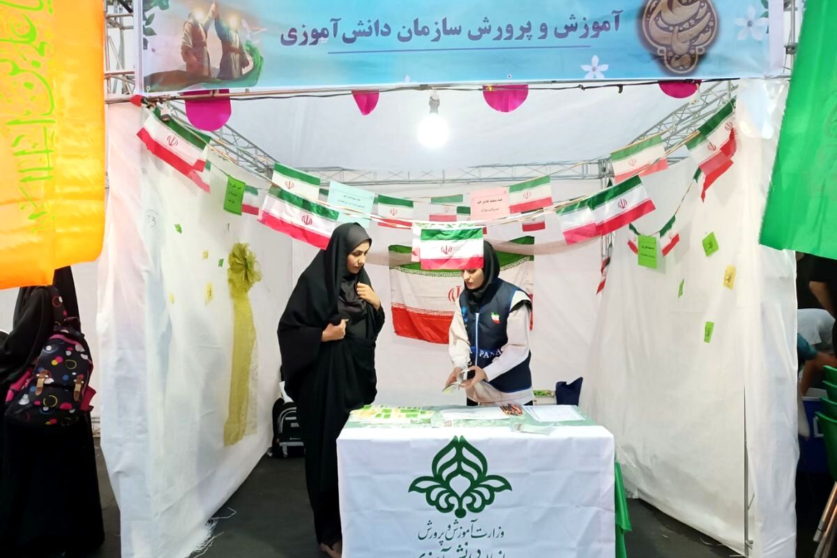 رباط‌کریم غرق در شور غدیر؛ از تجمعات مردمی تا برپایی غرفه‌های فرهنگی