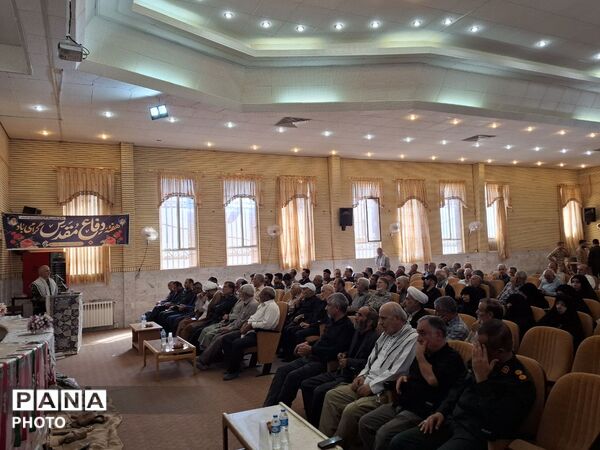همایش تجلیل از پیشکسوتان دفاع مقدس شهرستان کهک