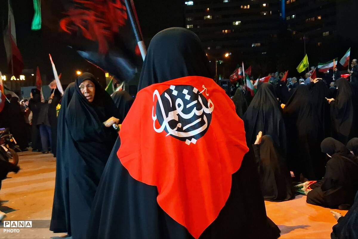 روایت یک همدلی؛ از میان جمعیتی که هنوز ایستاده‌اند