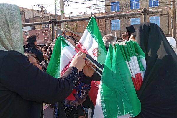  همایش بزرگ پیاده روی خانوادگی در نسیم‌شهر 