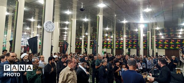 آیین گرامیداشت چهارمین ماهگرد شهادت «رهبر شهید» و شهدای دانش‌آموز دبستان شجره طیبه میناب