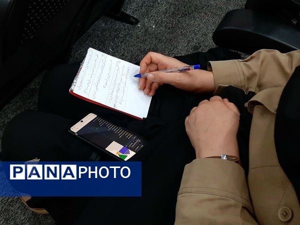 موفقیت دانش‌آموزان ناحیه ۲ در کنکور ‌۱۴۰۴ و انتخاب رشته در مرکز مشاوره رضوان