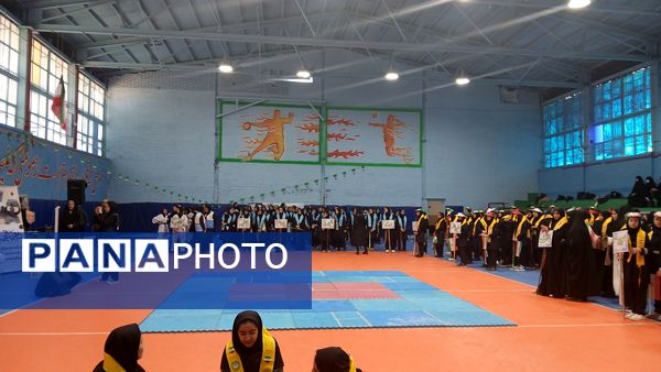  همایش دانش‌آموزی یاوران انقلاب شهرستان ورامین