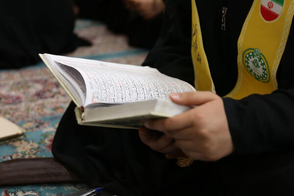 دومین روز اعتکاف دانش‌آموزی دختران در قم