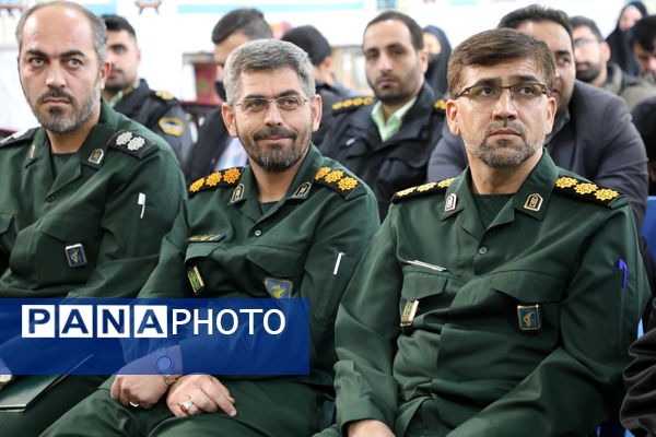 آیین تکریم و معارفه فرمانده ناحیه مقاومت بسیج در شهرستان بن 