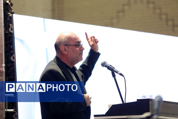 جلوه‌هایی از یادواره شهدای فرهنگی و دانش‌آموز استان قم