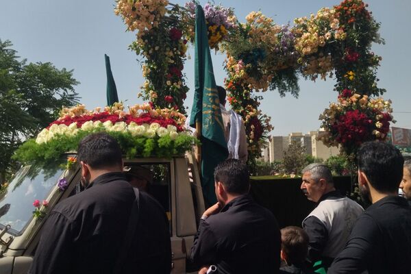 تشییع پیکر شهدای مدافع وطن در شهرک وحدت شهرستان فردیس